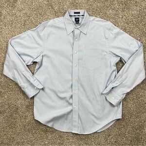 Gap Classic Fit button down 15-15.5 light blue small houndstooth 100% cotton